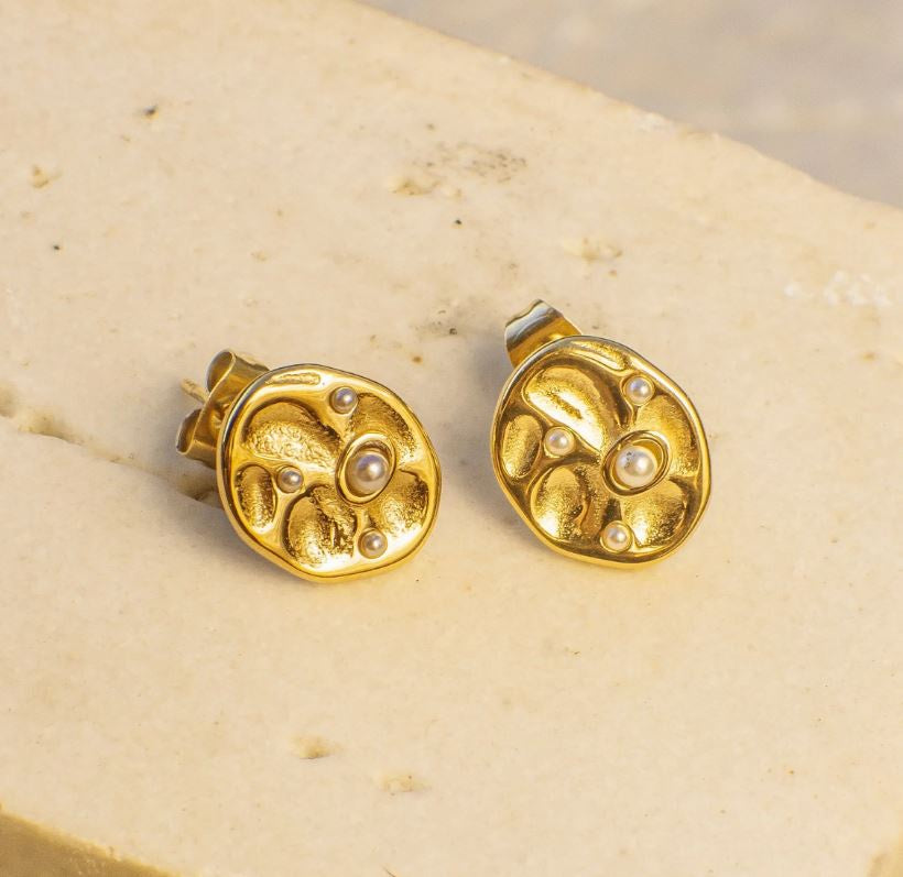 Carmen Pearl Gold Stud Earrings